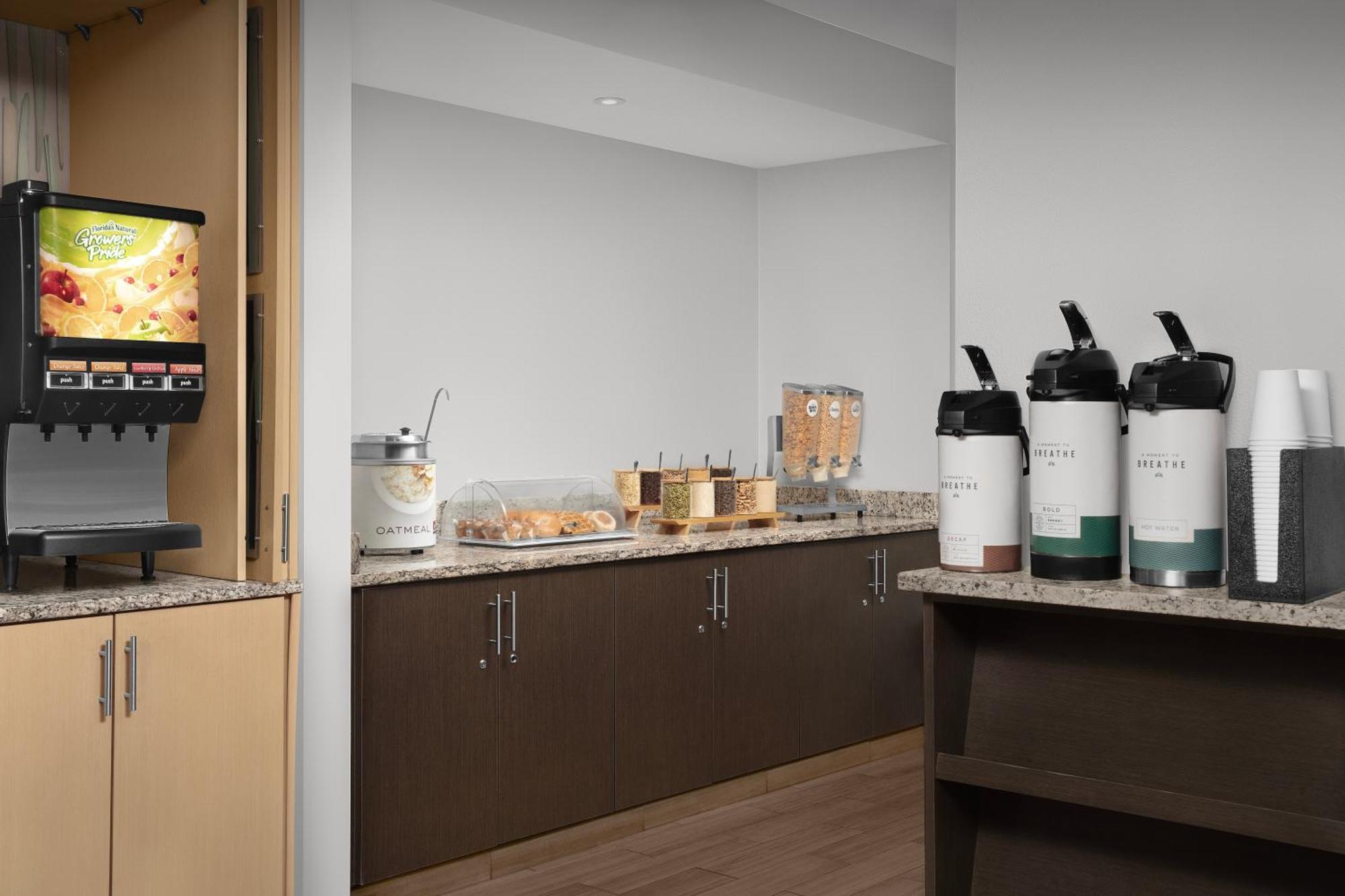Towneplace Suites By Marriott Franklin Cool Springs Экстерьер фото